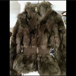 Victorias Secret Faux FUR Jacket Peplum Hem Foxy Brown M